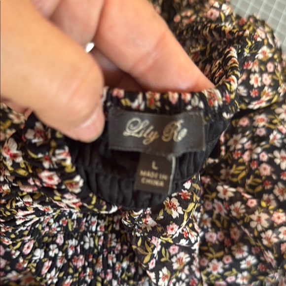 Lily Rose Black and White One Shoulder Sundress - Picture 5 of 10